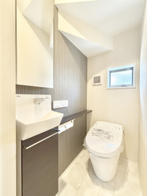 gC@gC͈ŜQӏĨo^o^SłB 