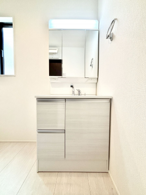 ʑEʏ@傫₷OʋŐʑ́AgȂ݃`FbN┧̂ɂ߂łB 