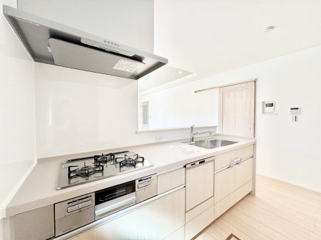 �L�b�`���@�L�X�Ƃ����g������̗ǂ��L�b�`���œ��X�̂��������y�����Ȃ肻��