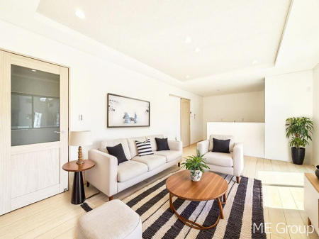 ���r���O�@�������������͋C�̂k�c�j�͉Ƒ��݂�Ȃ̉��K��ԁ��Ƌ��CG�ł�