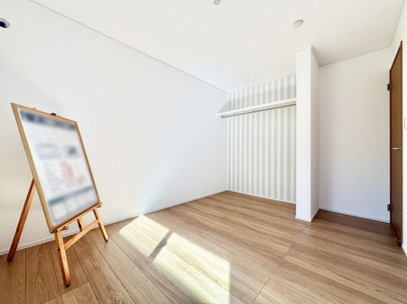 �q�������@�q�������ɂ��������߂Ȏ��[�X�y�[�X�����Ղ�̋���