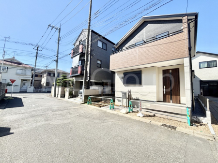 ���n�O�ώʐ^�@�����Ղ�̗z���ƊJ�����ɕ�܂�閾�邢�Z�܂�  