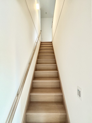 ̑@Ki͎肷tȂ̂ŏȂq܂₲̕Sł  