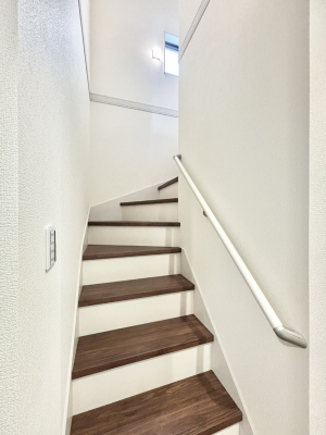 ���̑��@�K�i�͎肷��t���Ȃ̂ŏ����Ȃ��q���܂₲����̕������S�ł�  