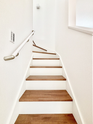 ̑@Ki͎肷tȂ̂ŏȂq܂₲̕SłB