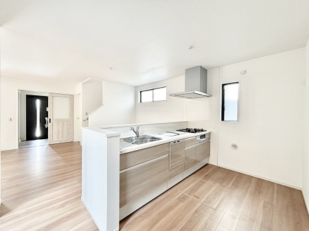 Lb`@̂閾邢Lb`BCɂ𗧂܂B 