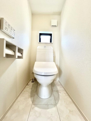 gC@gC1K2KꂼɔzuĂĂƂĂ֗łB 