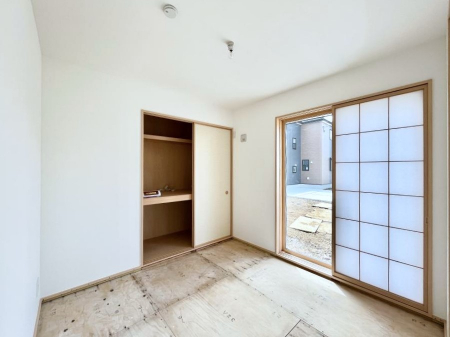 ���̑����ρ@�_�炩����̋�Ԃ́A���q�l�̗V�я�◈�q���̂����ĂȂ��̏ꏊ�Ƃ��ďd�󂵂܂��B 