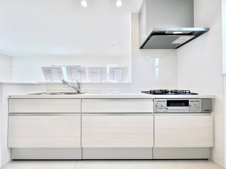 �L�b�`���@�������������I�ɁA�y�����I�V�X�e���L�b�`��  