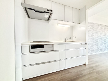 �L�b�`���@�Ƒ��c���̎��Ԃ����������ȃ_�C�j���O�L�b�`��  