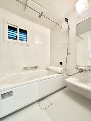 �����@����̔�����₷��؂ȃo�X�^�C���B�������Ƃ����C���y����Ŕ����Ƃ肽���ł��ˁI  