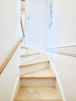 ���̑��@�K�i�͎肷��t���Ȃ̂ŏ����Ȃ��q���܂₲����̕������S�ł�  