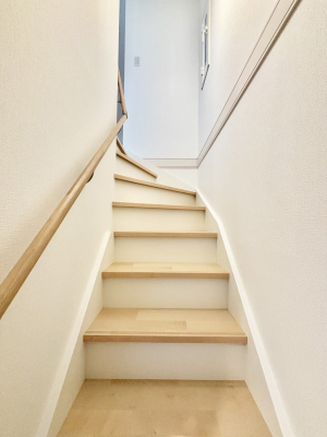 ̑@Ki͎肷tȂ̂ŏȂq܂₲̕Sł  