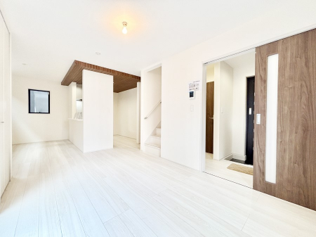 rO@Ƒ̓₩Șbŕ܂閾邢rO