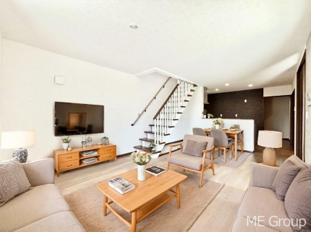 rO@ƑԂ̃R~jP[V[܂郊rOCKi̗p@ƋCGł