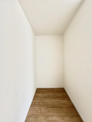 ̑@EH[NCN[[bg̊pŐԃXbL  