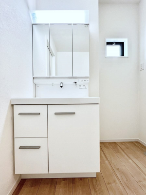 ʑEʏ@傫₷OʋŐʑ́AgȂ݃`FbN┧̂ɂ߂łB 