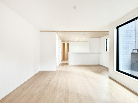 ���r���O�@���Ƒ��̓��₩�Șb�����ŕ�܂�閾�邢���r���O 