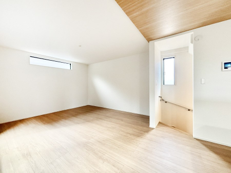 ���̑����ρ@���邢�z���������A�����̕��͋C�ɖ��������_�C�j���O�B   