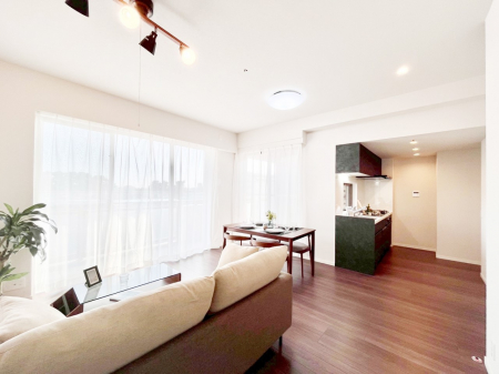 rO@Ƒ̓₩Șbŕ܂閾邢rO  