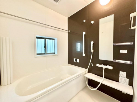 �����@����̔�������Ă���閾�邢�������̂���o�X���[��  