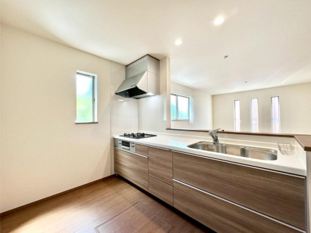 �L�b�`���@�L�X�Ƃ����g������̗ǂ��L�b�`���œ��X�̂��������y�����Ȃ肻��  