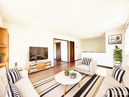 ���r���O�@�������������͋C�̂k�c�j�͉Ƒ��݂�Ȃ̉��K��ԁ��Ƌ��CG�ł�  