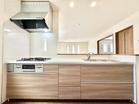 �L�b�`���@�������������I�ɁA�y�����I�V�X�e���L�b�`��  