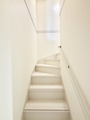 ���̑��@���S�����l�����K�i�ɂ͎肷���ݒu���Ă��܂��@