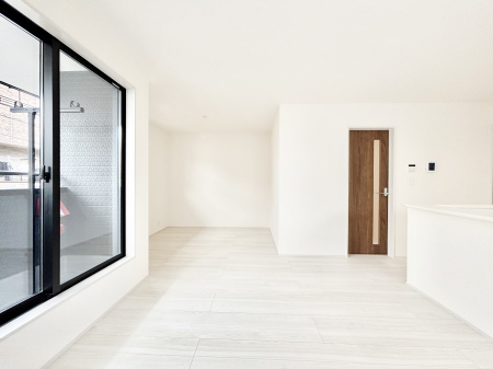 ���̑����ρ@�Ƒ������R�ƏW�܂�e���̃X�y�[�X�ɂȂ肻�� 