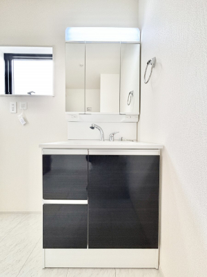 ���ʑ�E���ʏ��@���[�͂Ƌ@�\���ɗD�ꂽ���ʉ��ϑ� 