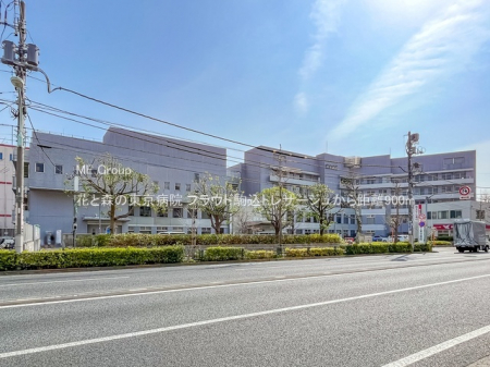 ���ӊ��@�a�@ 900m �ԂƐX�̓����a�@