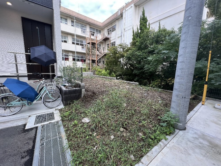 ���n�y�n�ʐ^�@�������{�݂��߂��V�������X���[�Y�ɑ��ꂻ���ȏZ��