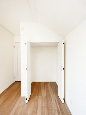 [@m̃N[[bgBŝŌ̈ߗނ܂܂B