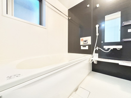 �����@����̔�������Ă���閾�邢�������̂���o�X���[��