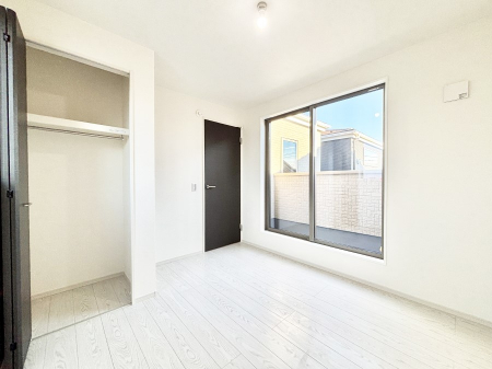 ���̑����ρ@�o���R�j�[���J�������v���X���Ă����m��