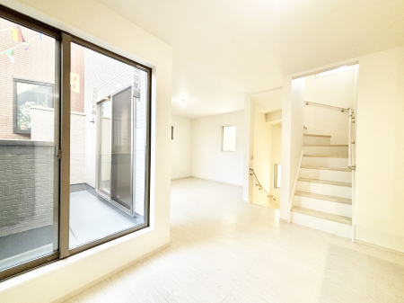 ���̑����ρ@�Ƒ������R�ƏW�܂�e���̃X�y�[�X�ɂȂ肻��