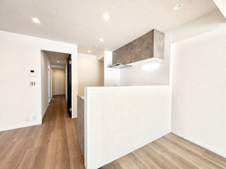 �L�b�`���@���������Ȃ���ł����Ƒ��Ƃ̉�b���y���߂�ΖʃL�b�`��