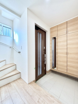 ���ց@�Ƒ��̋A��₨�q�l�������������}���錺��  