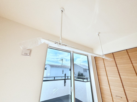 ���̑����ρ@�����������|�[���B�~�J��ԕ��̎����ɑ劈�􂵂܂��B  