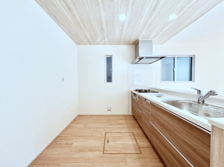 �L�b�`���@��Ƃ肠��L�b�`���ł͂��Ƒ��Ɗy�������������ł��܂��B