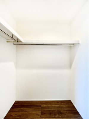 ̑@EH[NCN[[bgtŐԂLpł܂B