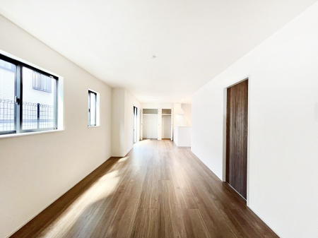 rO@Ƒ̓₩Șbŕ܂閾邢rO