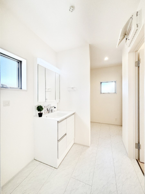 ���̑��@���������Ă���̂Ŏ��C�̑����ꏊ�ł����C���\���s���܂��B�����̐g�x�x���C�����ǂ��I