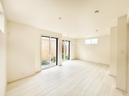 ̑ρ@CtX^Cɍ킹2ƂėpłLXƂmB