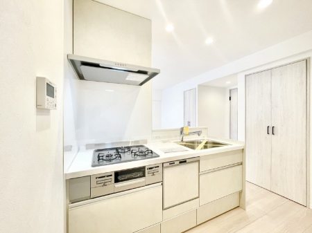 Lb`@ȂłƑƂ̉by߂ΖʃLb`