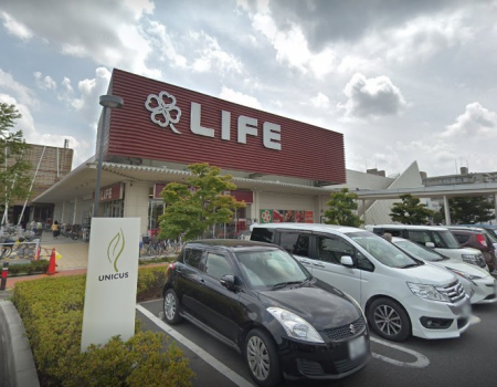 ���ӊ��@�X�[�p�[ 700m ���C�t�g��h���X