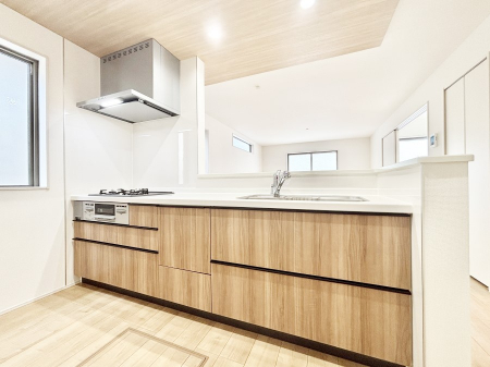 �L�b�`���@���������Ȃ��炲�Ƒ��Ƃ̉�b���y���߂�ΖʃJ�E���^�[�L�b�`��  