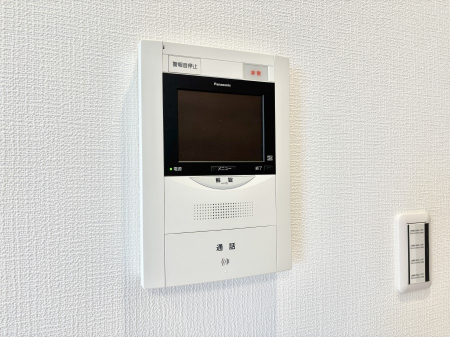 ���̑����ρ@�K��҂���ڂł킩����S�̂s�u���j�^�[�t���C���^�[�z���B   