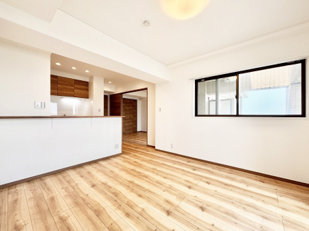 ���r���O�@���R�Ƃ��Ƒ����W�܂�e���̋��